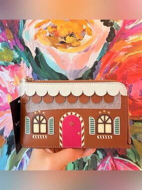 Kate Spade Gingerbread House Small Wristlet Wallet Leather NWT Gift Bag